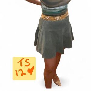 BCBG Maxazria Mint Green Suede Like Mini skirt size small